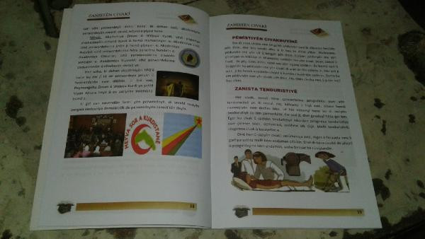 Afrin'de teröristler için hazırlanan kitaplardaki ilginç detay - Resim: 1