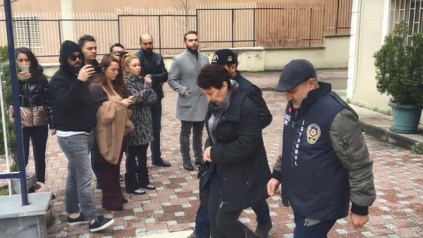 Şarkıcı Ece Seçkin'in annesinin gaspçı dehşeti! Şüphelileri böyle izledi - Resim: 3