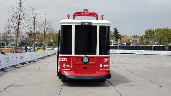 İşte İETT'nin sürücüsüz aracı! Nostaljik hava... - Resim: 3