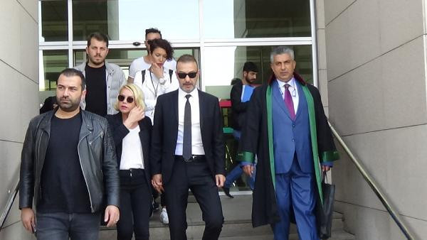 Olaylı gecede tehdit edilmişler: Seni de karını da harcarım - Resim: 1