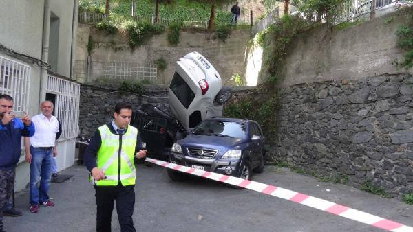 Beşiktaş’ta görenleri şaşkına çeviren kaza! - Resim: 4