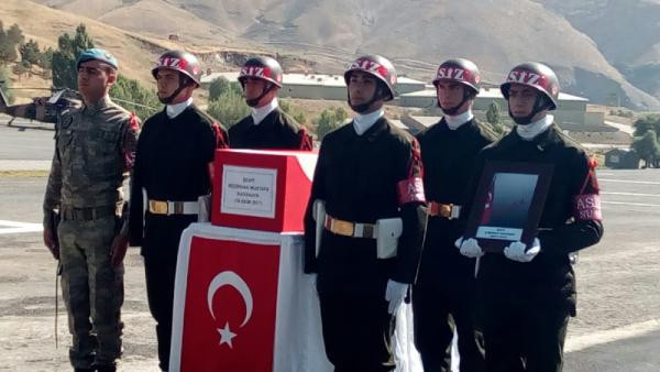 Minik Mustafa ve annesi cennete yürüdü gözyaşları sel oldu - Resim: 3