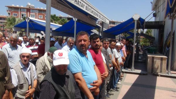 Hatay'da 'çakmak gazı' çeken genç hayatını kaybetti! - Resim: 3