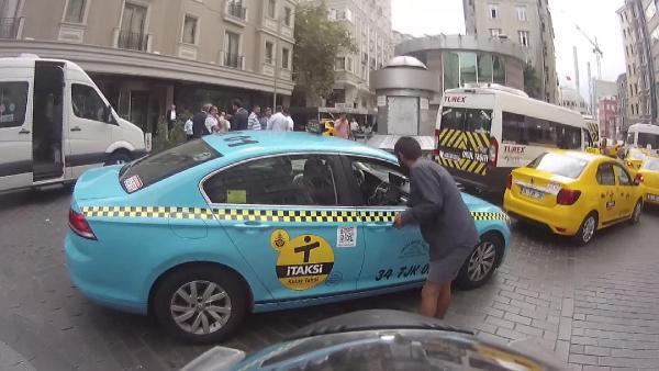 İstanbul'da inanılmaz görüntü! Çek çek belki izleyen olur... - Resim: 4