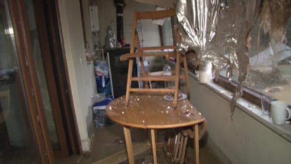 Beykoz'da su baskını! Eşini ve çocuğunu tavanı delerek kurtardı - Resim: 2