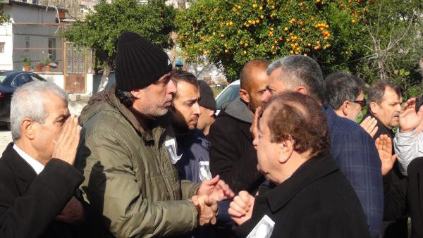 Ukrayna'da öldürülen Buket Yıldız'a gelinlikli veda - Resim: 1