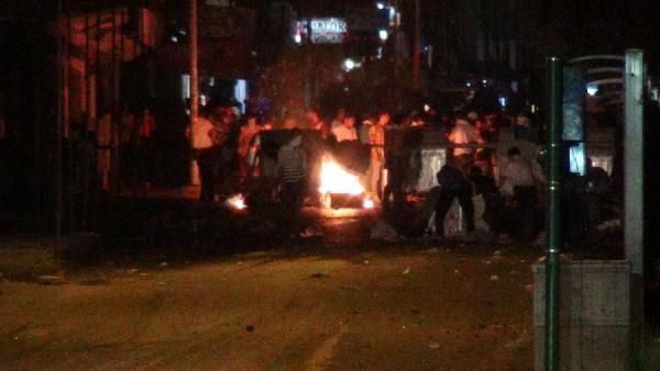 Hatay sokakları karıştı - Resim: 2