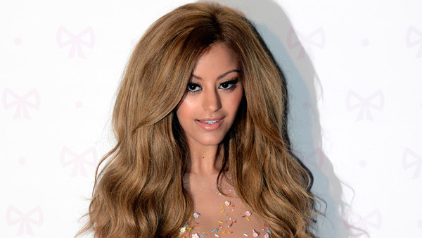 Eskort kızın verdiği poz devleti sarstı - Resim: 4