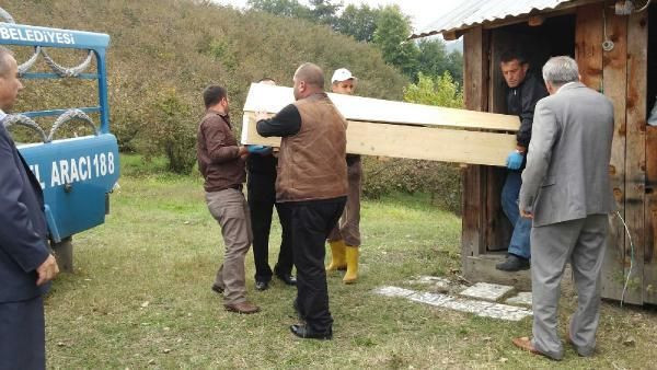 Bayram sabahı intihar etti - Resim: 1