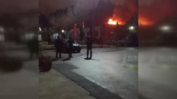 Marmara Üniversitesinde korkutan yangın - Resim: 3