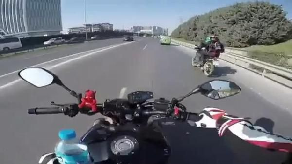 İstanbul'da trafikte şok görüntüler: Gözaltına alındılar! - Resim: 3