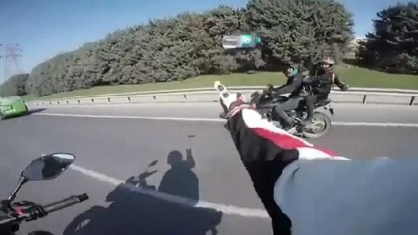 İstanbul'da trafikte şok görüntüler: Gözaltına alındılar! - Resim: 4