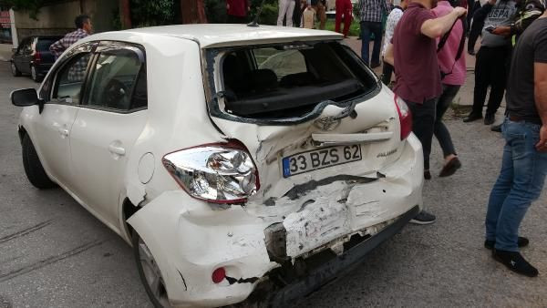 Kocaeli'de midibüsün freni boşaldı 11 araç birbirine girdi - Resim: 3