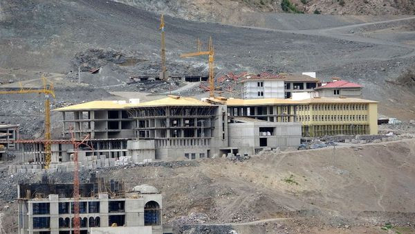 Yusufeli barajı ilçe merkezi ve 4 köyü sular altında bırakacak! O köy 7. kez taşınacak - Resim: 2