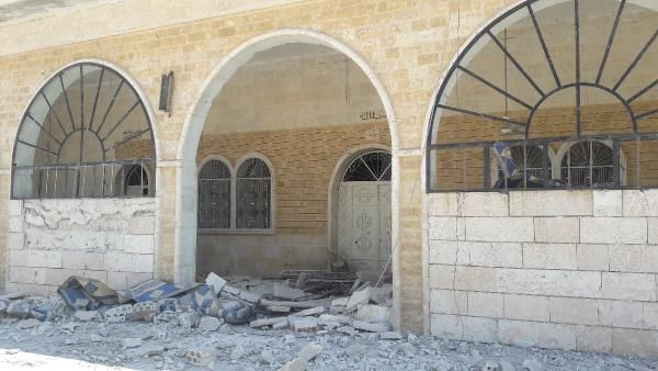 Saldırılar nedeniyle siviller göç ediyor İdlib adeta hayalet kente dönüyor - Resim: 4