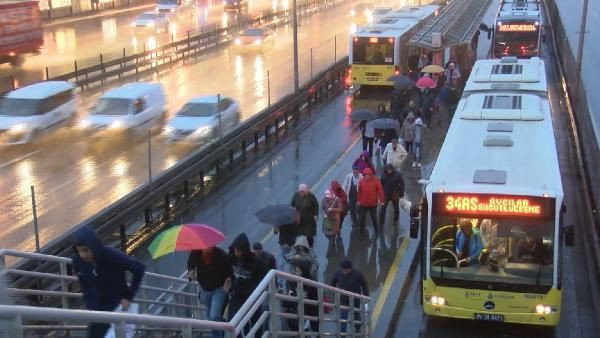 İstanbul'da sağanak etkili oluyor - Resim: 2