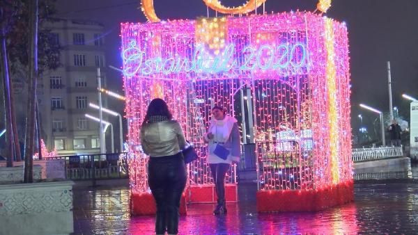 2020'ye saatler kala Taksim Meydanı'nda yılbaşı hazırlıkları - Resim: 4