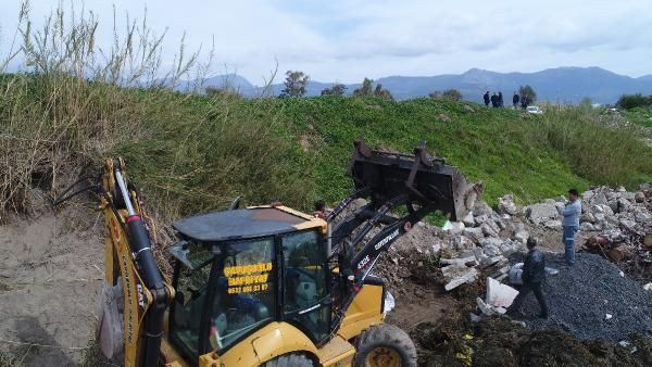 8 yıldır kayıp eşini öldürdüğünü itiraf etti, gömdüğü yerde kazı başlatıldı - Resim: 3
