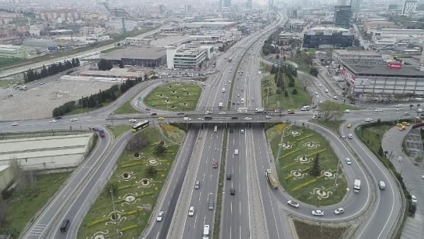 Haftanın ilk iş gününde İstanbul trafiğinde koronavirüs etkisi - Resim: 1