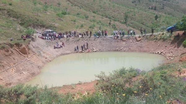 Adana'da kaybolan oğlunun gölete düştüğünü sanıp suya giren baba boğuldu - Resim: 1