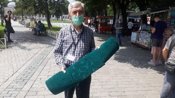 Cumhurbaşkanı Erdoğan istemedi! İşte Ayasofya'nın halıları - Resim: 4