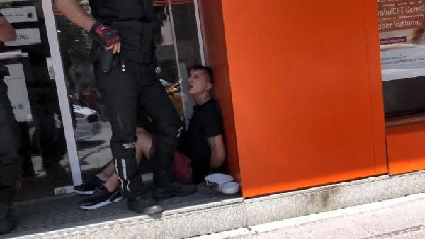 Güzellik merkezleri arasında müşteri kapma kavgası! Avcılar karıştı - Resim: 4