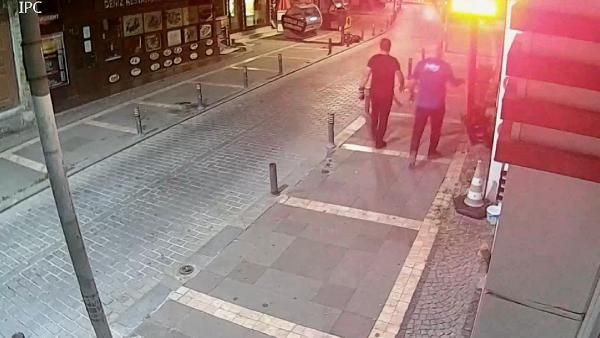 Şile'de Türk bayrağına saldıran kişi tutuklandı - Resim: 2