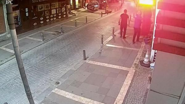 Şile'de Türk bayrağına saldıran kişi tutuklandı - Resim: 3