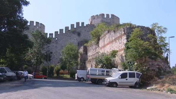 İstanbul'da korkutan görüntü! Her an çökebilir - Resim: 2