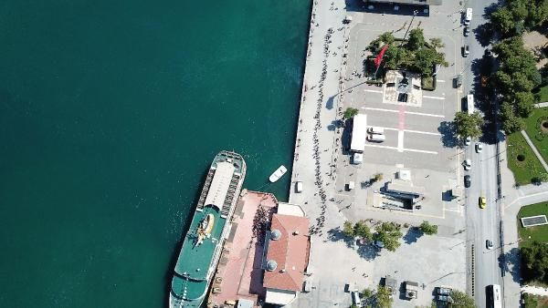 Adalar iskelesine akın! Sosyal mesafe hiçe sayıldı - Resim: 3