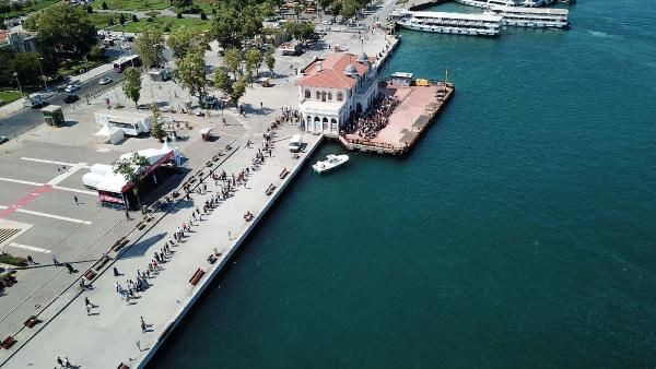 Adalar iskelesine akın! Sosyal mesafe hiçe sayıldı - Resim: 1