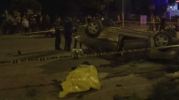 Konya'da otomobil, kamyonetle çarpıştı: 1 ölü, 3 yaralı - Resim: 1