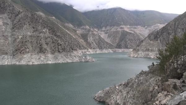 Artvin'de barajlarda sular çekildi! Yıllar sonra ortaya çıktı - Resim: 2