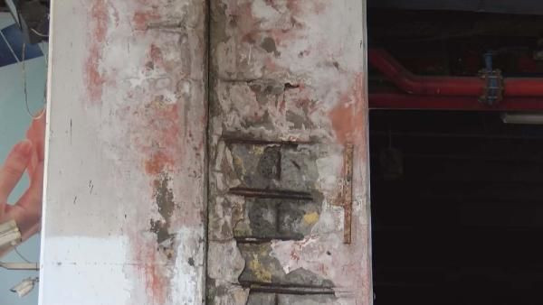 İstanbul'da korkutan görüntü! Her gün binlerce kişi buradan geçiyor! - Resim: 2