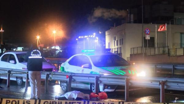 Büyükçekmece'de korkunç  kaza! Otomobilden fırlayan gencin vücudu ikiye bölündü - Resim: 2