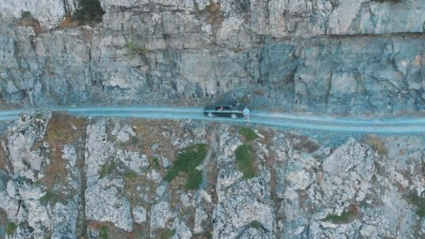 'Dünyanın en tehlikeli yolu’ Bayburt'ta! Bu yoldan geçmek cesaret istiyor - Resim: 3