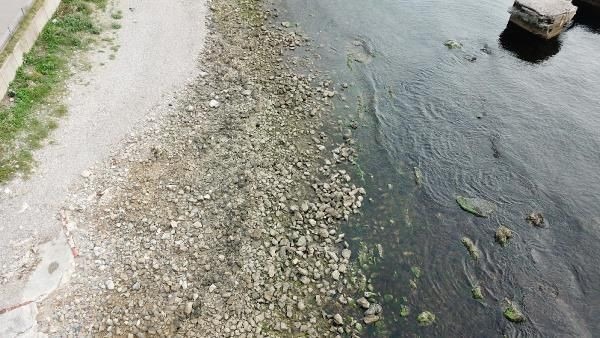 İstanbul'da sahilde deniz çekildi deprem mi olacak? Açıklama geldi - Resim: 2