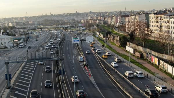 İstanbul trafiğindeki akıl almaz görüntülere emniyetten önlem - Resim: 3