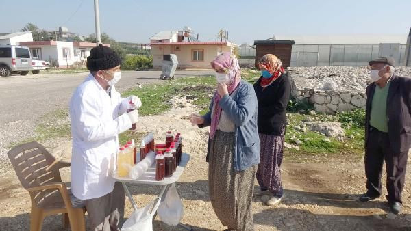 Mersin'de herkes bu evin önünde kuyruk oluşturdu! Kemal Sunal filmini hatırlattı - Resim: 1