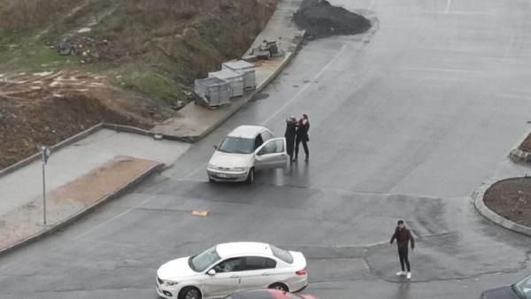 Başakşehir'de gündüz vakti şoke eden olay! Kadını zorla otomobile bindirmek istediler - Resim: 4