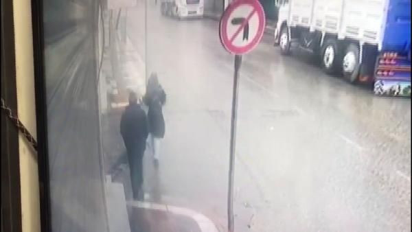 Şanlıurfa'da takip ettiği genç kızı taciz eden şüpheli tutuklandı! Çığlıklarına koştular - Resim: 4