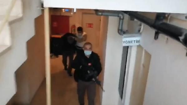 Ankara'da operasyon! DEAŞ yöneticisi bazanın içinde yakalandı - Resim: 2