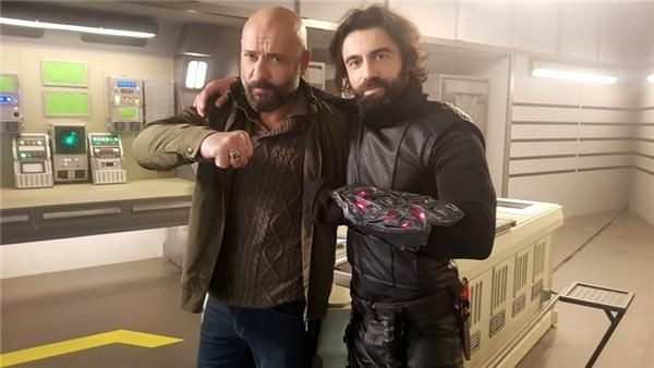 Akıncı dizisinin dövüş sahnesi hastanede bitti Çağrı Erceber'in alnı kırıldı - Resim: 1