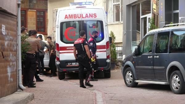 Niğde'de vahşet! Otel odasında kız arkadaşını öldürüp, intihar etti - Resim: 1