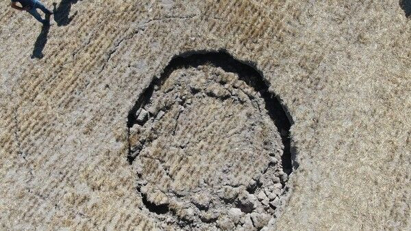 Ankara'da tarlada bir anda ortaya çıktı: Herkes korkmaya başladı - Resim: 4