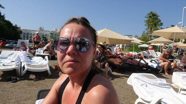 İngiliz turistler Muğla Marmaris'e akın etti! Denizin keyfini çıkardılar: İlk defa Türkiye’ye geldik - Resim: 4