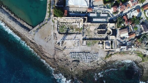 Antalya'da evin altında bulundu! 7'nci yüzyıla ait: Üzerindeki yazıyı gören inanamadı - Resim: 1