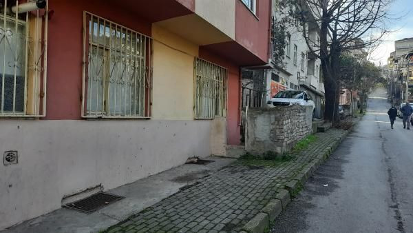Kocaeli'de yatak odasından gelen seslere koştu! Sonu korkunç bitti: Kapıyı açtığımda pantolonu inikti - Resim: 1