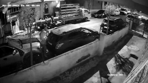 TRT Bizim Köyün Kızları yarışmacısı Kübra Ece'nin son görüntüsü ortaya çıktı! Eski sevgilisi ile kol kola yürüyor - Resim: 3