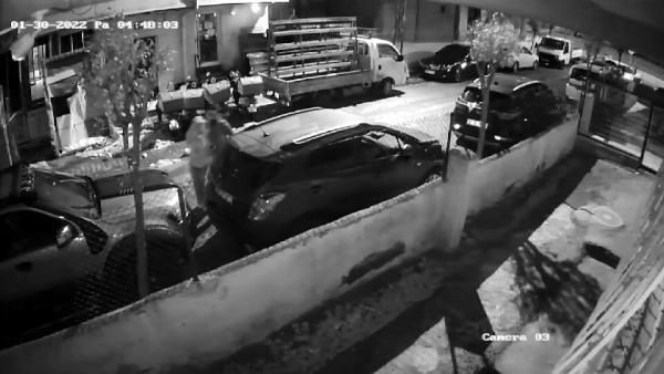 TRT Bizim Köyün Kızları yarışmacısı Kübra Ece'nin son görüntüsü ortaya çıktı! Eski sevgilisi ile kol kola yürüyor - Resim: 4